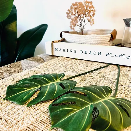Stunning 1Bd A Block Away To Waikiki Beach Free Parking Honolulu Extérieur photo